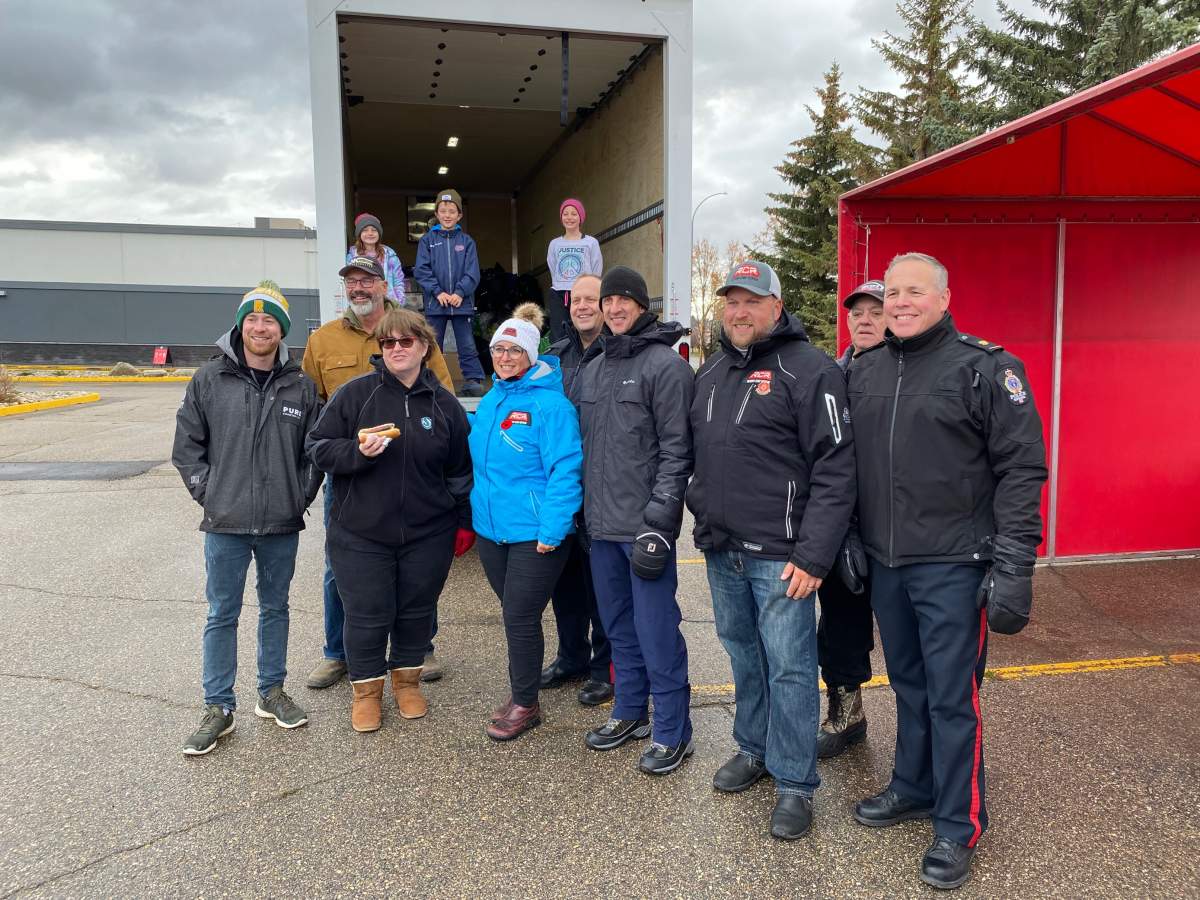 A group of volunteers can be seen at the ‘Fill the Tent’ event in Regina.