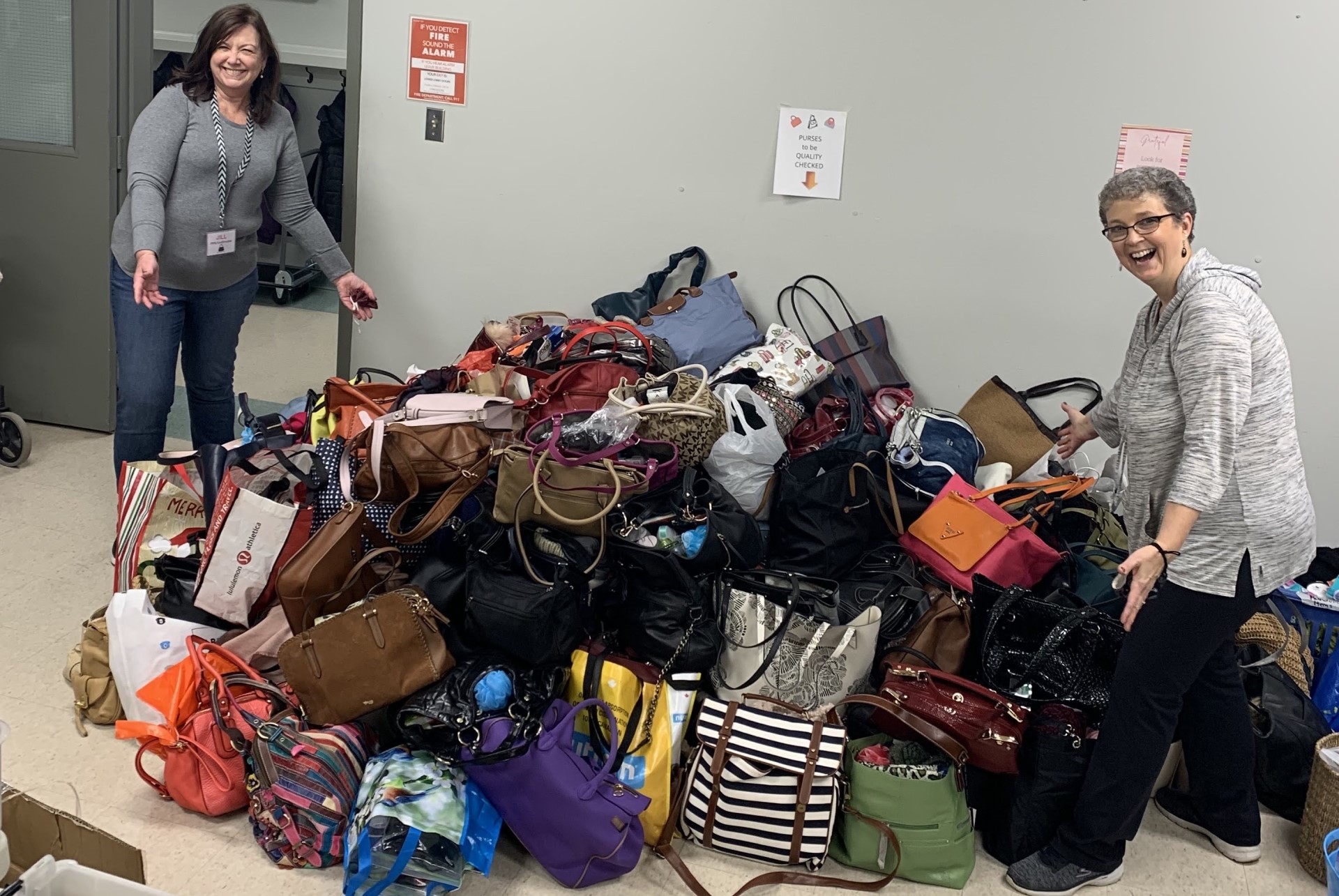 Group steps up to give women in need a helping hand(bag)