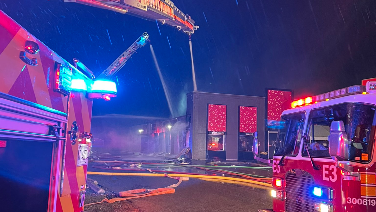 Hamilton fire battling a late night blaze at a restaurant on Upper James Street Nov. 25, 2022.