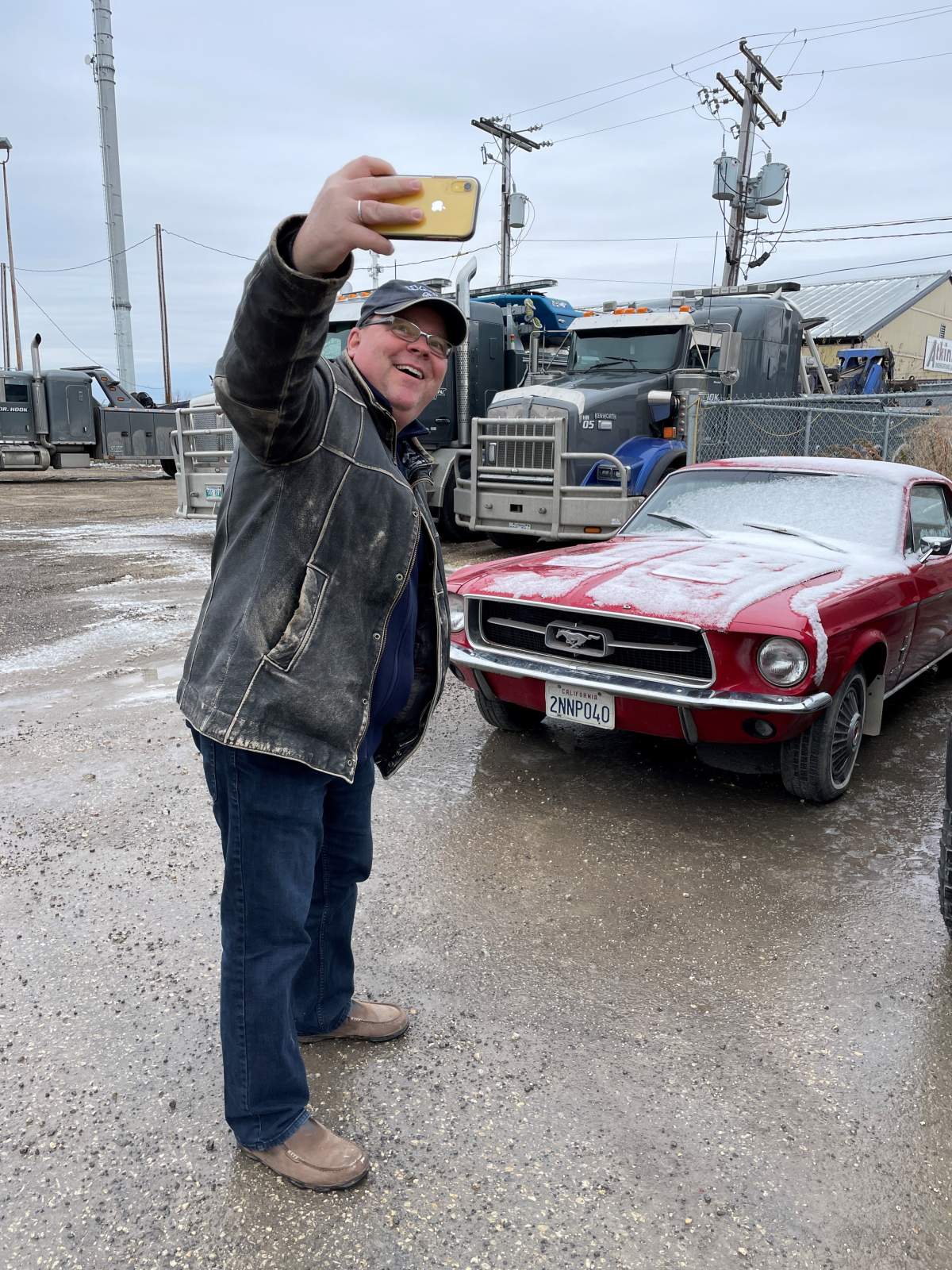 Doug Little in front of missing Mustang