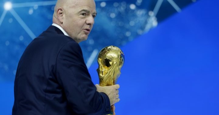 Les équipes de la Coupe du monde devraient se concentrer sur le football, pas sur la politique, selon la FIFA – National