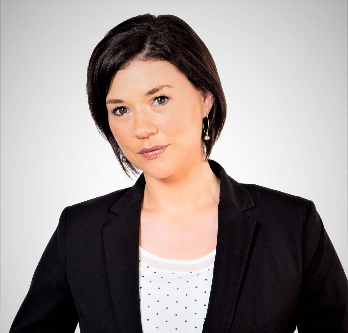 Longtime co-anchor/producer Jaye Makinson has been named the news manager for Global Peterborough. She begins the new role on Nov. 28.