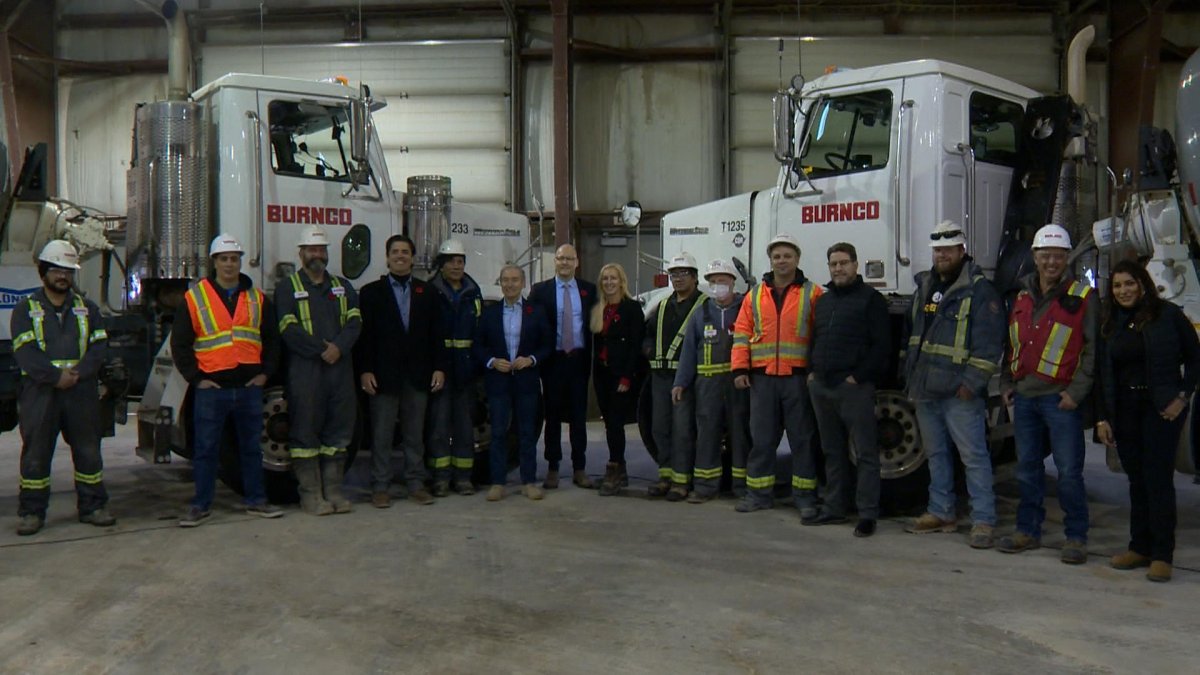 The Minister of Innovation, Science and Industry visited the City of Saskatoon today with a plan to reduce carbon emission through the concrete industry.