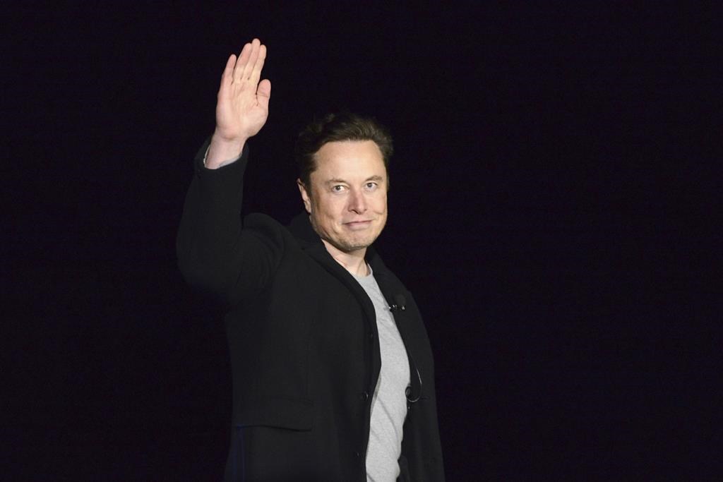 Elon Musk is changing what you see on your Twitter feed. Here’s how – National | 24CA News