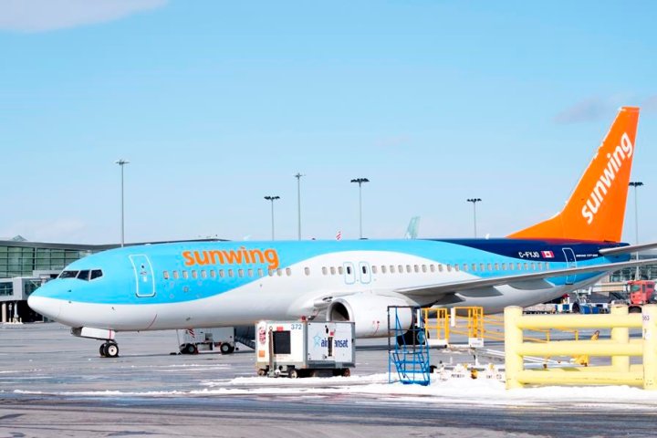 Transport minister calls Sunwing chaos ‘unacceptable’ as passengers remain stranded