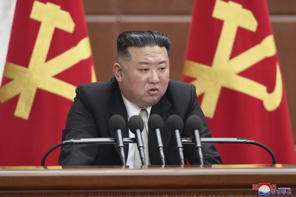 North Korea fires 3 missiles toward Japan, capping unprecedented year of tests – National | 24CA News
