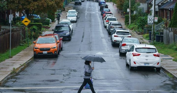 Торонто очаква обилни валежи в петък, издадено е специално изявление за времето