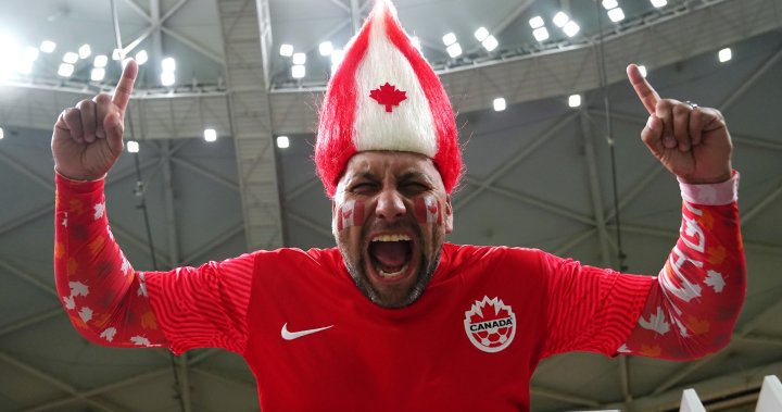 Coupe du monde de la FIFA : les Marocains de Montréal applaudissent alors que le Canada tombe en match final