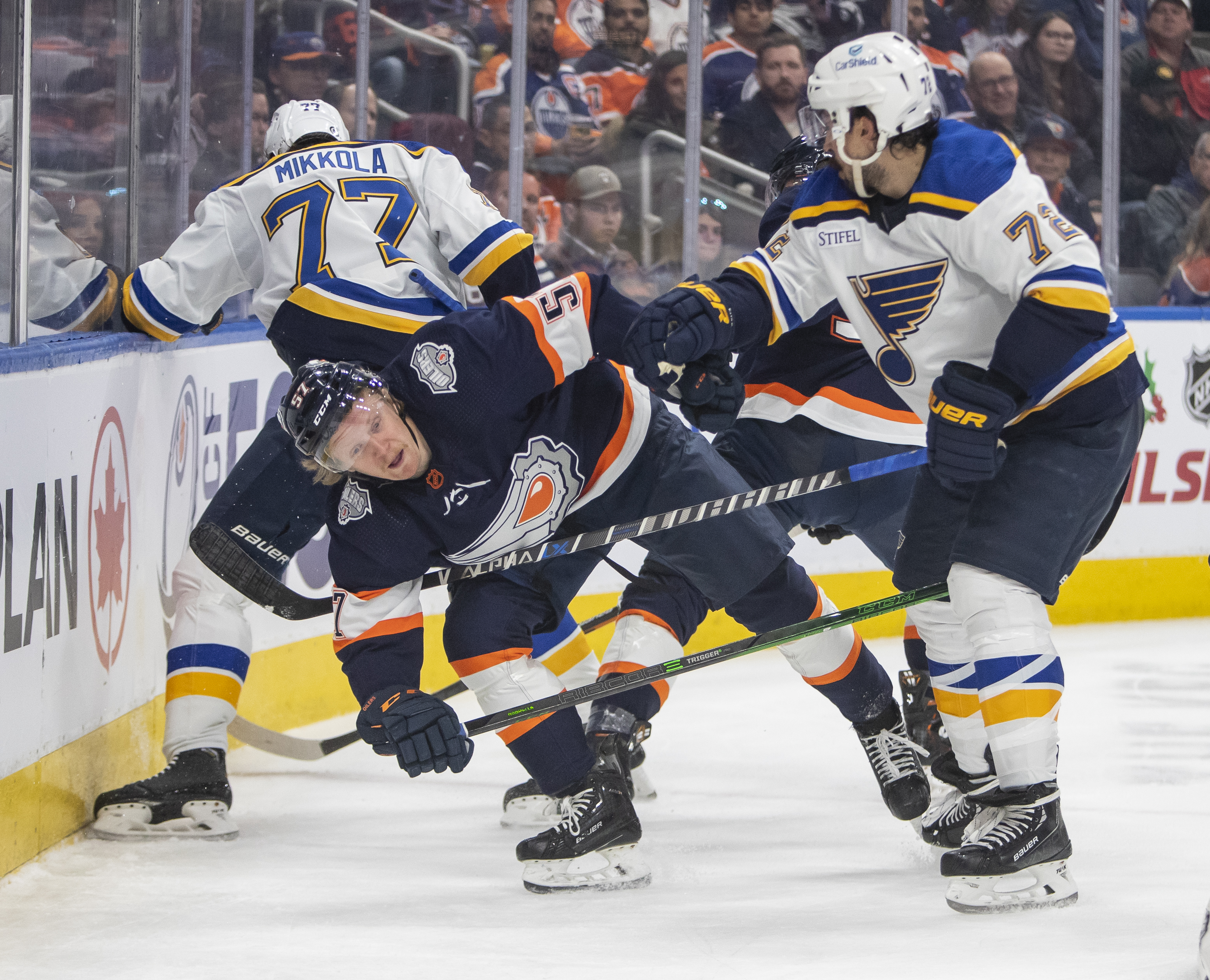 Edmonton Oilers - GAME DAY It's Reverse Retro night & the #Oilers are back  at Rogers Place to take on the St. Louis Blues for the third time this  season. 📻: 630