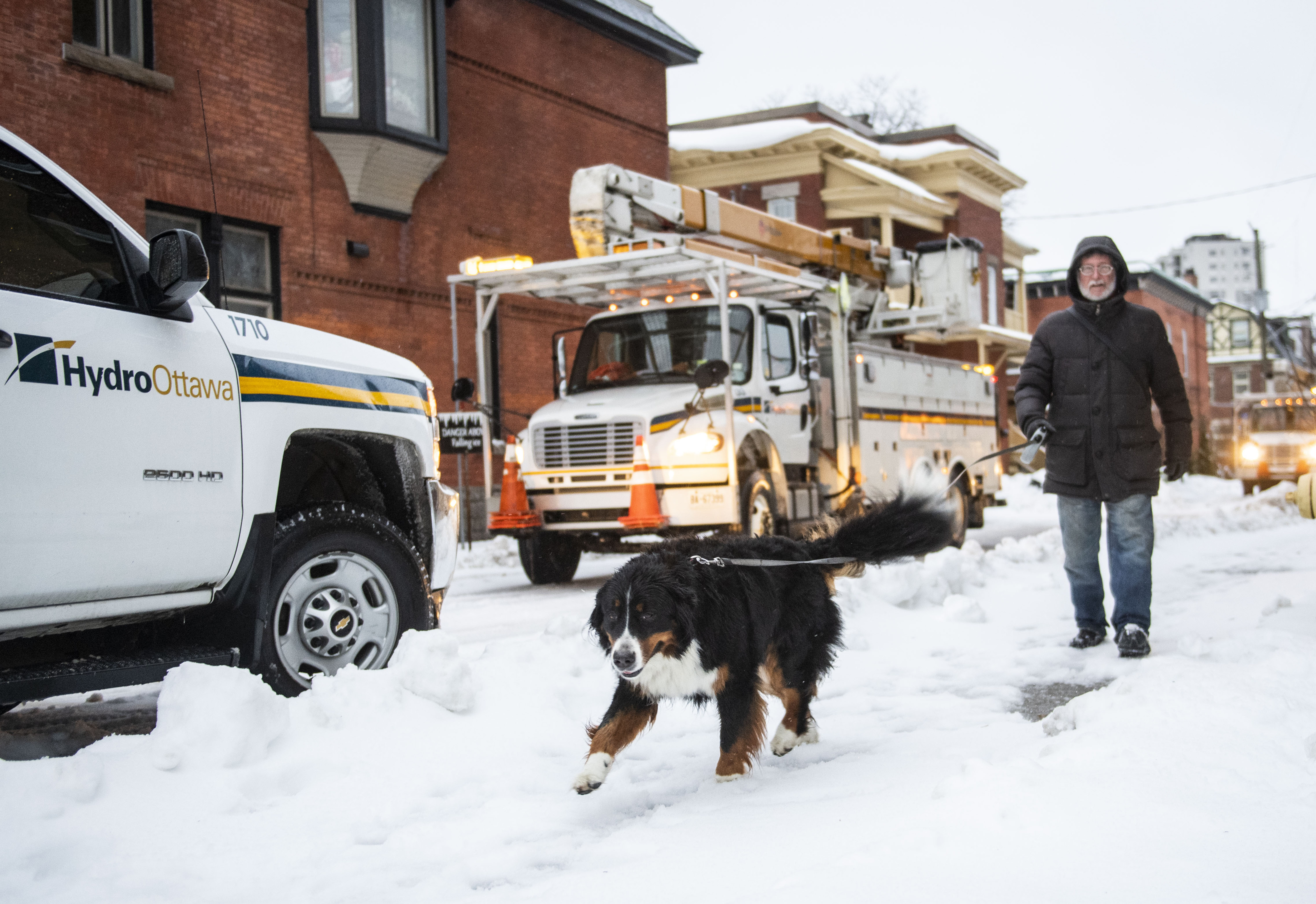 Fresh snow warnings as thousands left without power in -12C Arctic