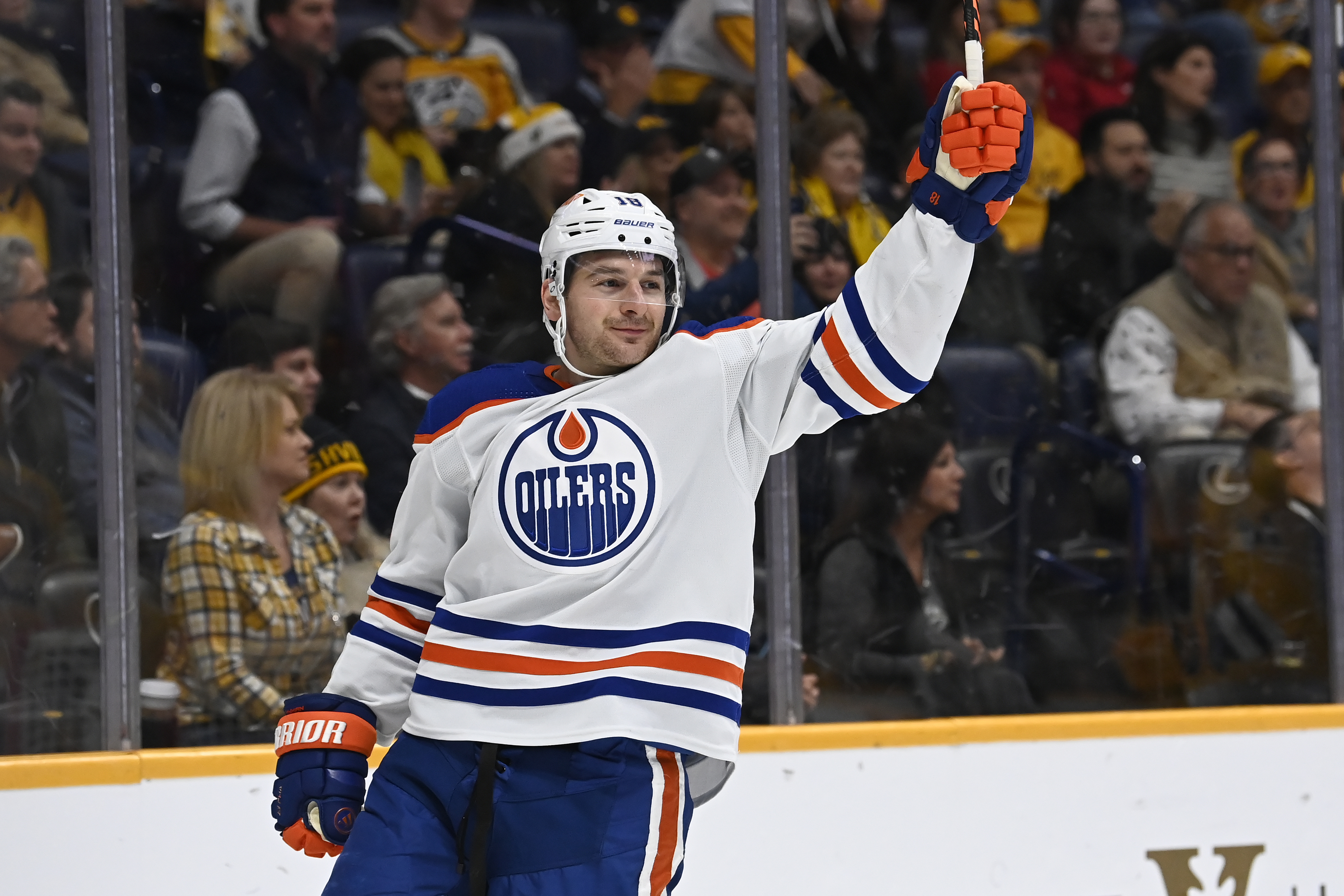 Hockey Night in Canada on X: “It's important to show that hockey players  care” With the Oilers celebrating Pride night on Saturday in Edmonton, Zach  Hyman shares his thoughts on the event