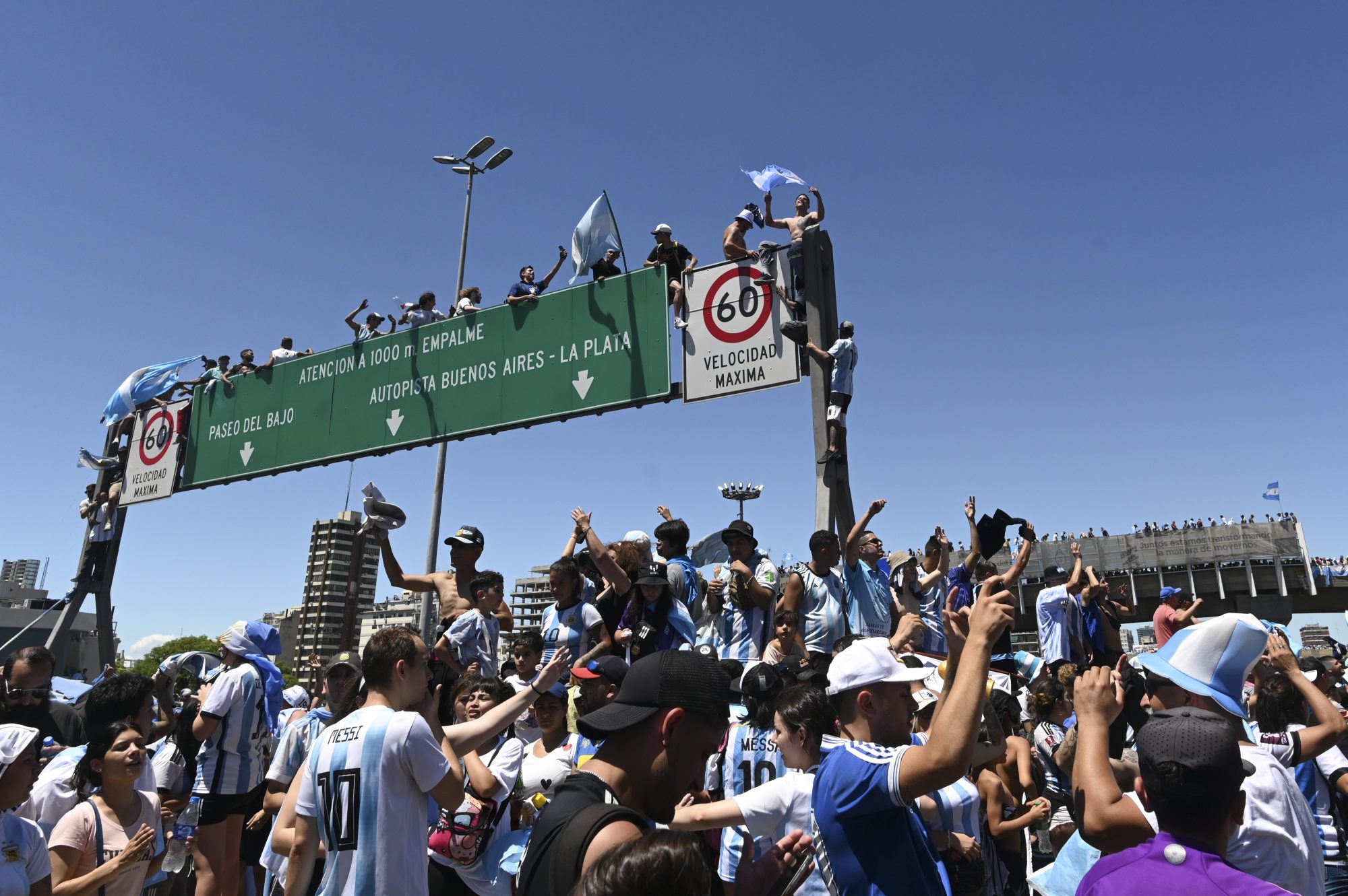 Argentina World Cup Champions Forced To Take To Skies After Parade   CP25529204 E1671582753721 