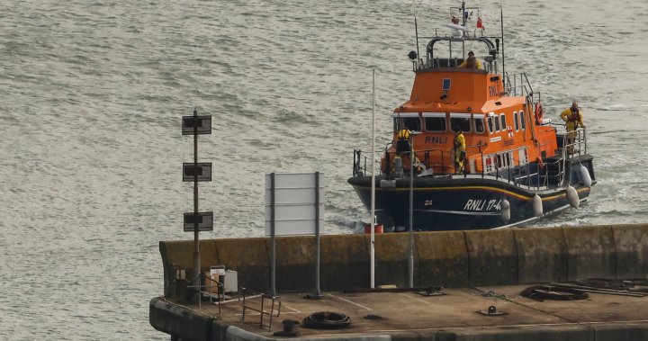 4 dead after migrant boat capsizes in English Channel – National