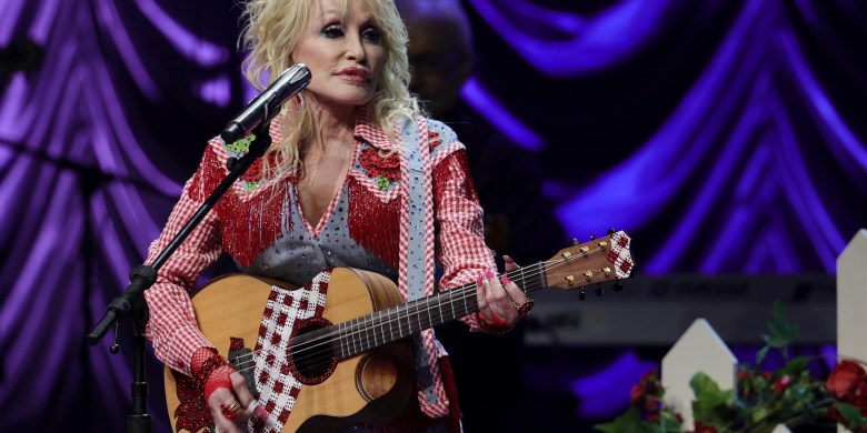 Dolly Parton Teases Her Upcoming Rock Album: ‘I’m A Rock Star Now!’