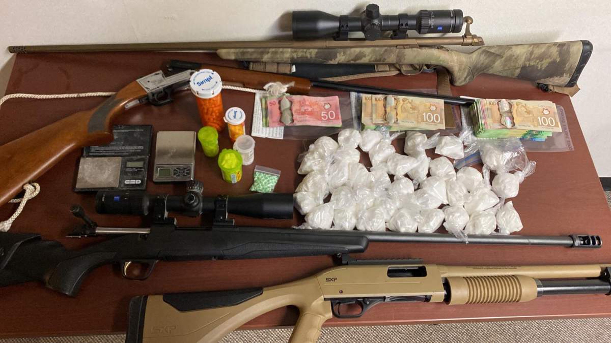 $100,000 in cocaine and many other items have been seized from a home on Wuskwi Sipihk First Nation Man., according to Swan River RCMP. .