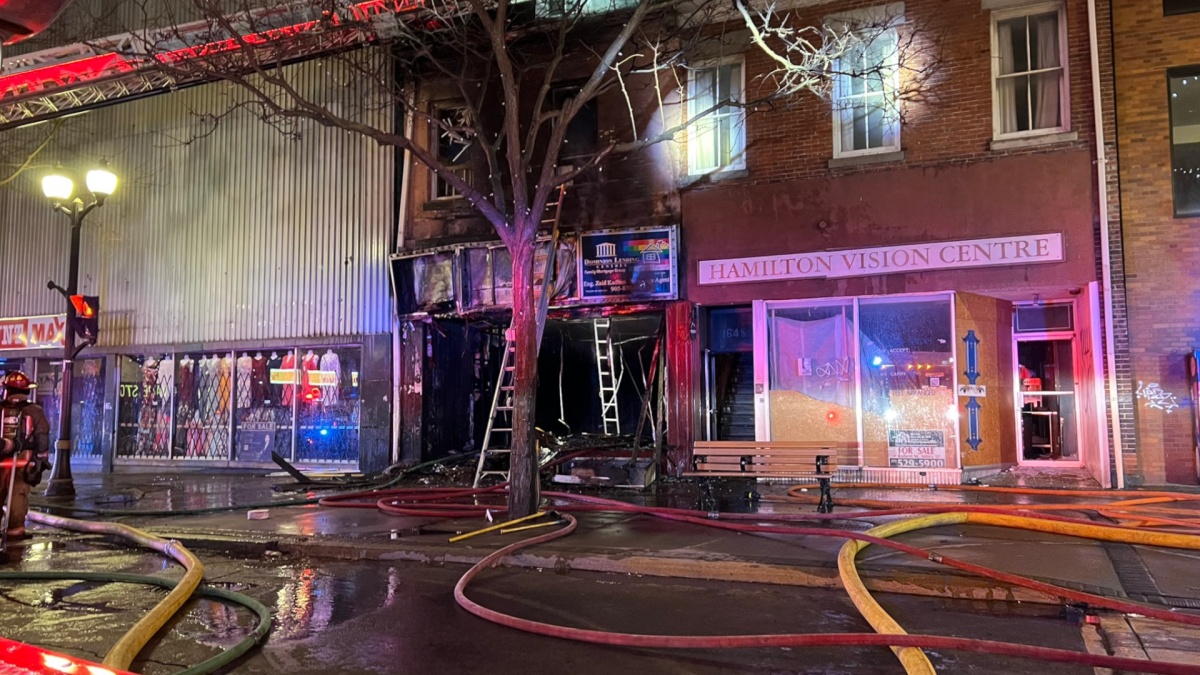 Firefighters put out a late night blaze at an unoccupied building on King Street East between Walnut and Catharrine on Dec. 20 2022.