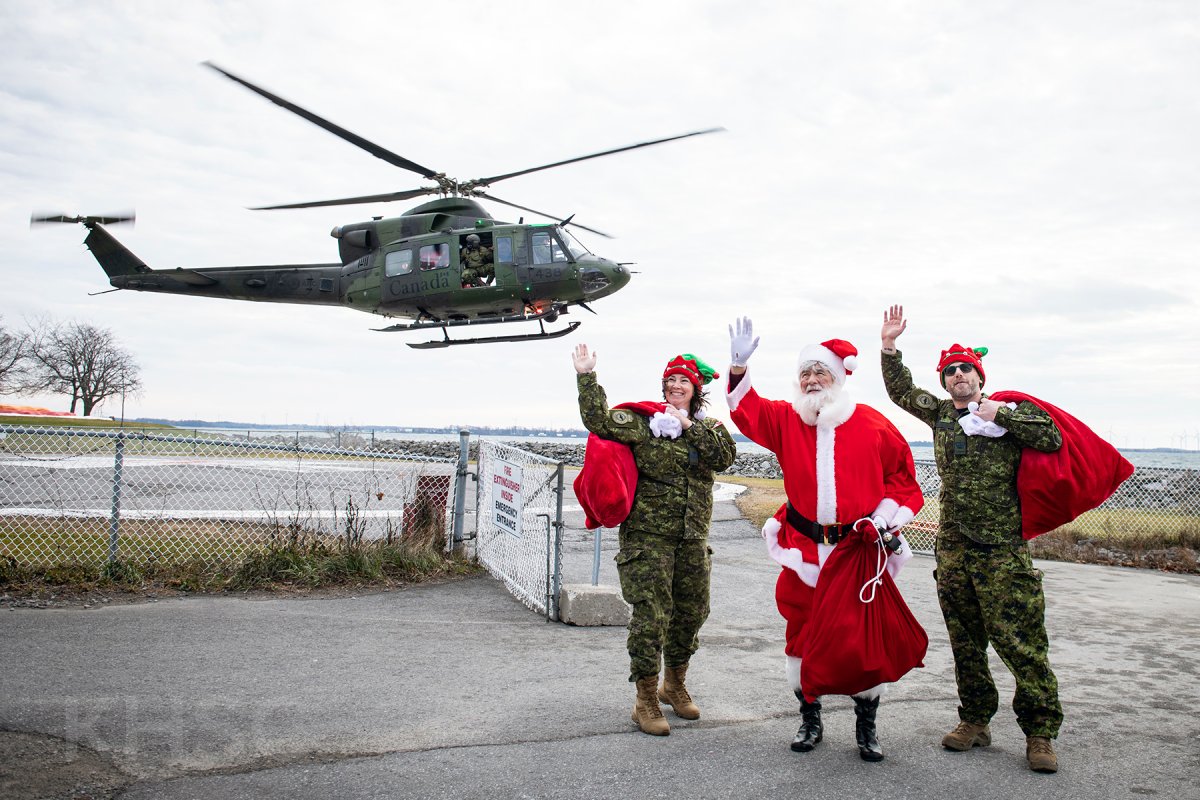 Santa made his way to Kingston Health Sciences Centre KGH site with the help of the Canadian Air Force aboard a CH-146 Griffon helicopter to visit and bring a few early Christmas presents to the children in the hospital in Kingston, Ont., on Dec. 2, 2022.