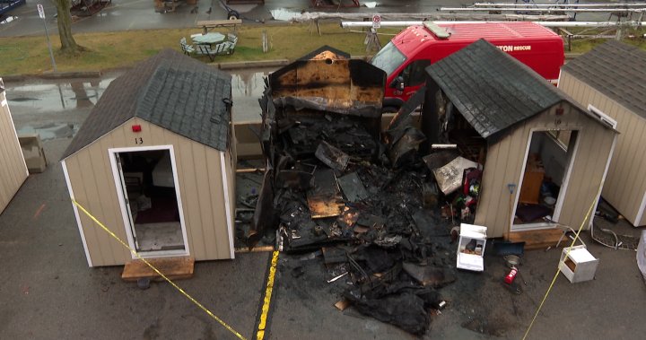 3 sleeping cabins damaged after fire overnight in Kingston, Ont.