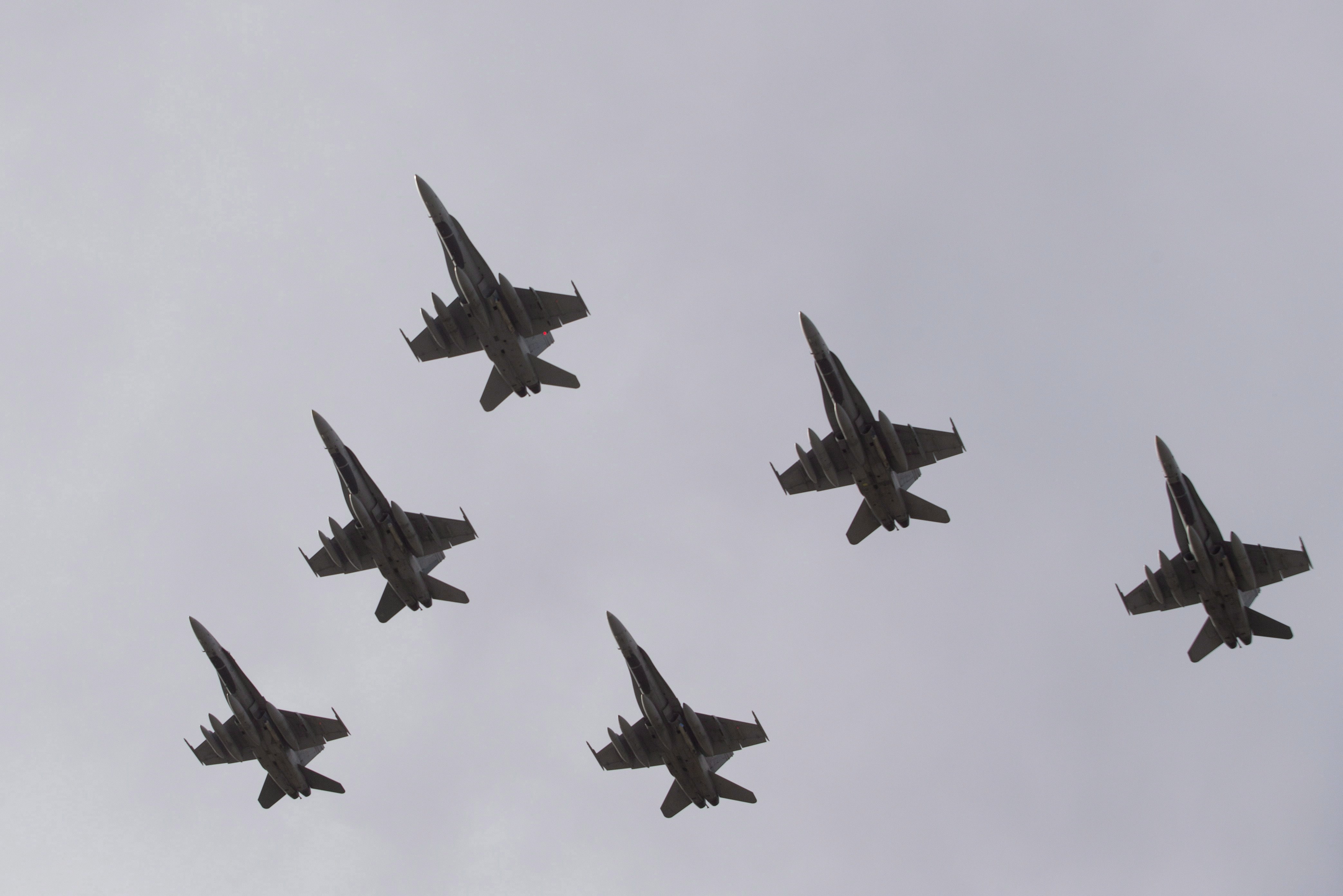 Кралските канадски военновъздушни сили RCAF празнуват 100 години защита и