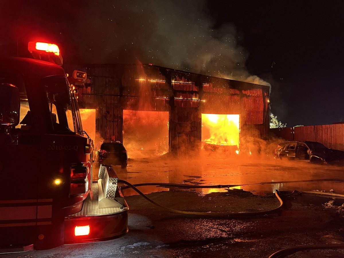 London, Ont., fire crews were called to the scene of a working structure fire at 172 Roberts Ave. around 5:15 a.m. on Friday, Dec. 2, 2022.