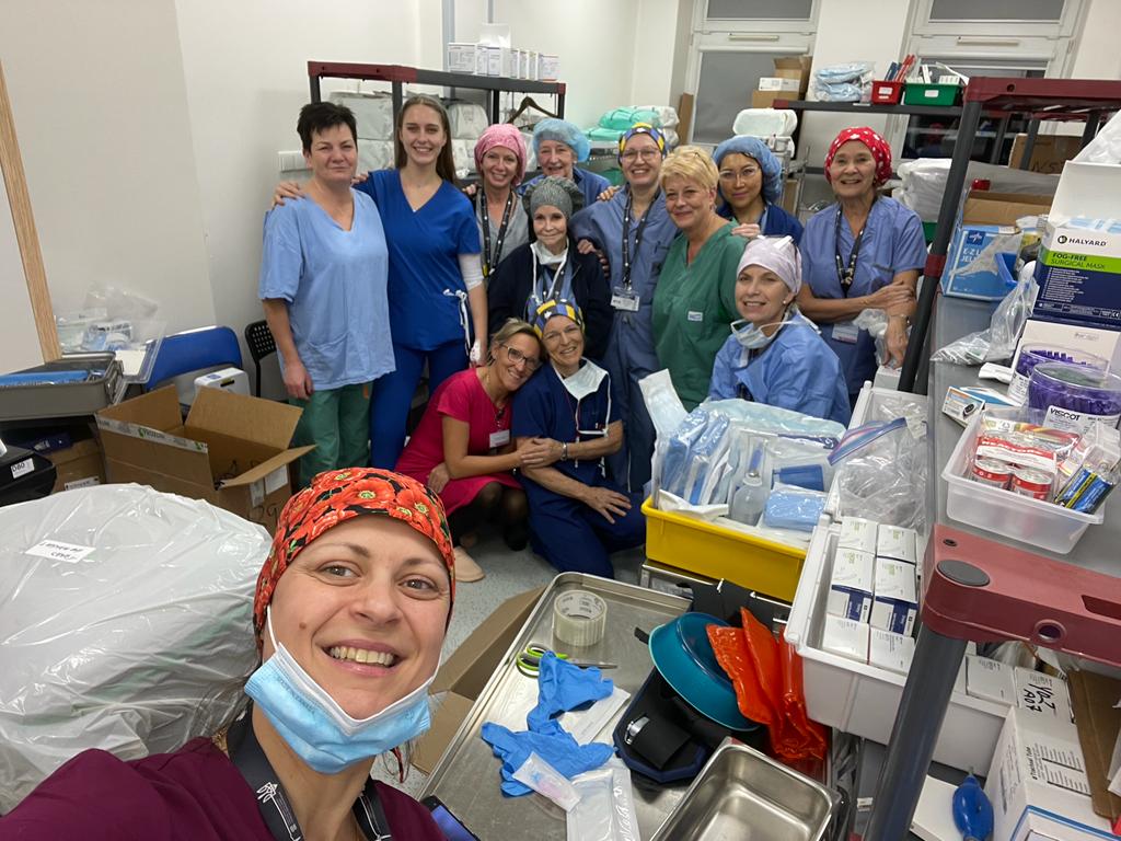 Canadian surgical team travels to Poland to help heal soldiers and civilians from Ukraine war  | 24CA News