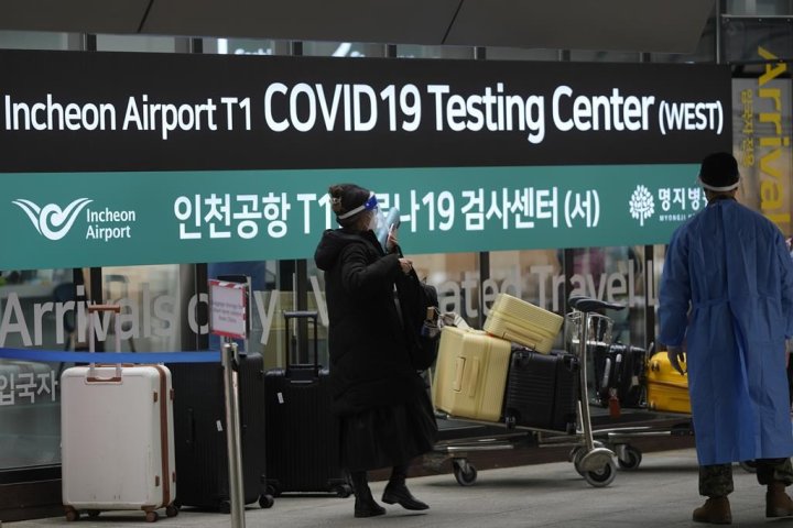 China halts visas for South Koreans in retaliation for COVID-19 curbs