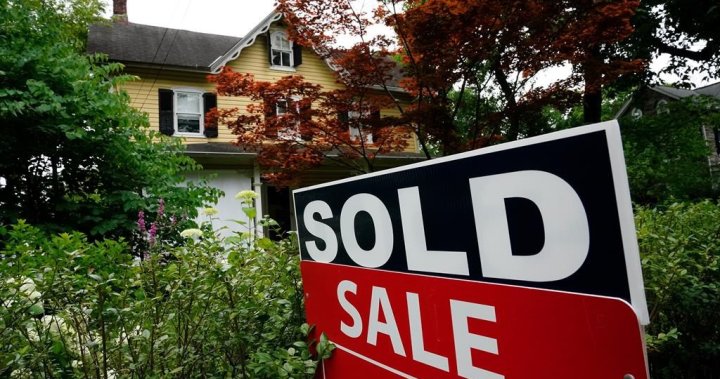 Average home price in Simcoe County continues to drop as interest rates rise
