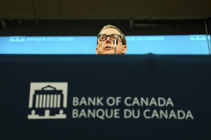 As Bank of Canada pauses rate hikes, economists keeping close eye on labour market