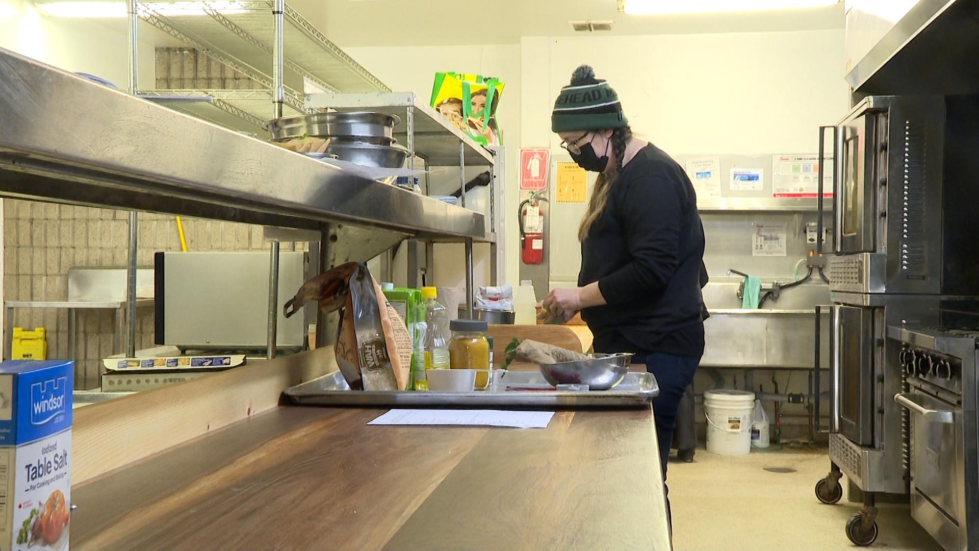 Former Kingston Ont Restaurant Kitchen Now Being Used To Help Female   6Th COMMUNITY KITCHEN PKG.00 00 51 12.Still001 