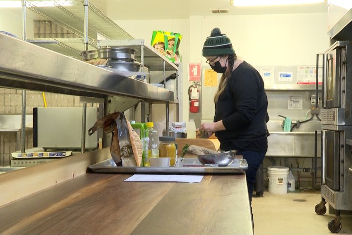 Former Kingston, Ont. restaurant kitchen now being used to help female entrepreneurs