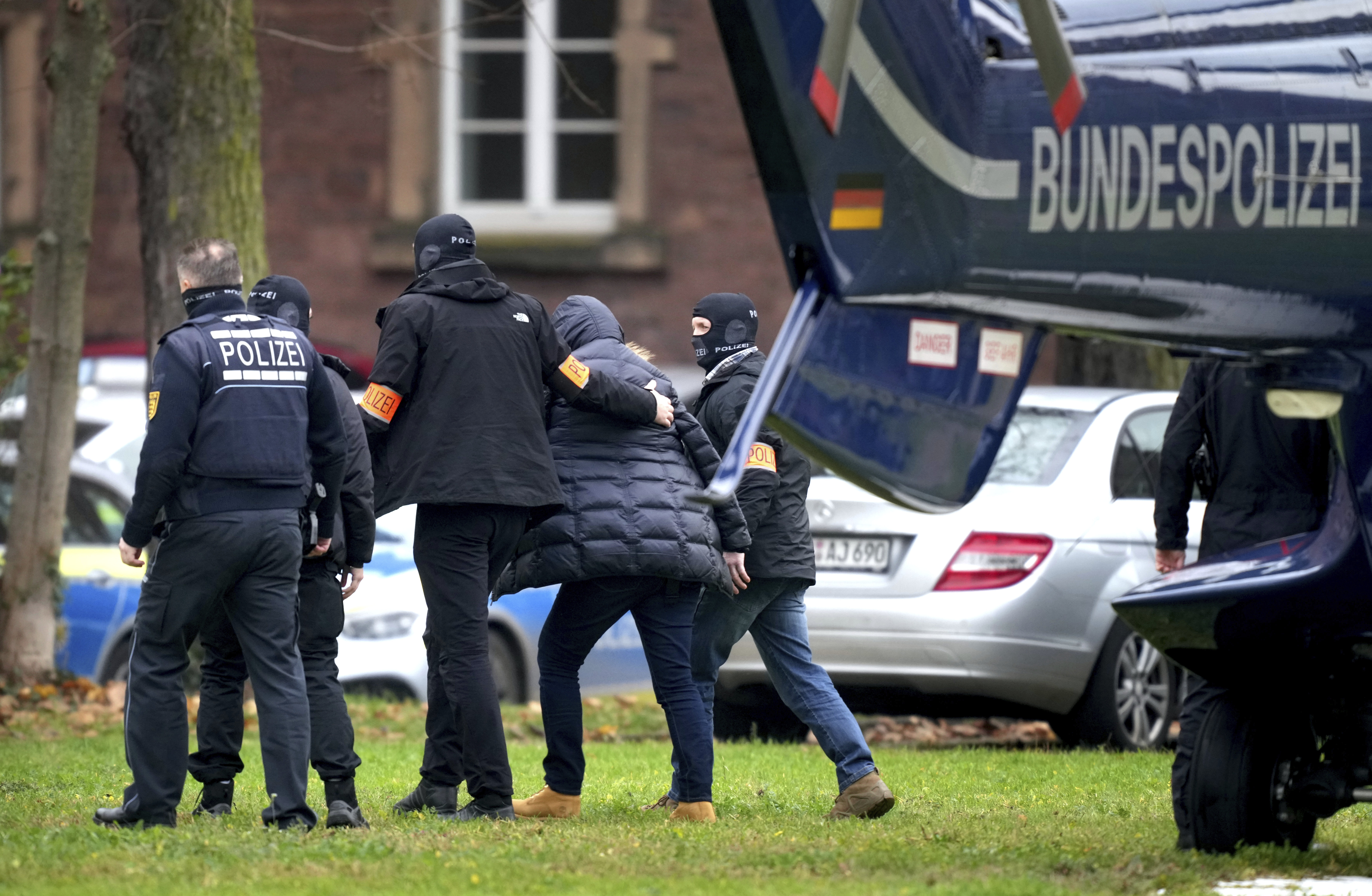Germany charges 5 people over plot to kidnap minister, overthrow government – National | 24CA News