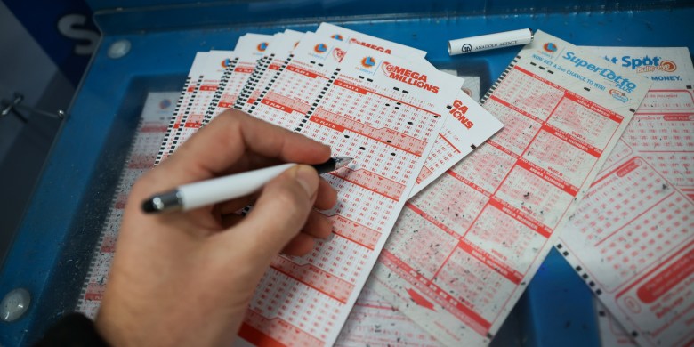 Someone in Florida has won the $2B Mega Millions jackpot