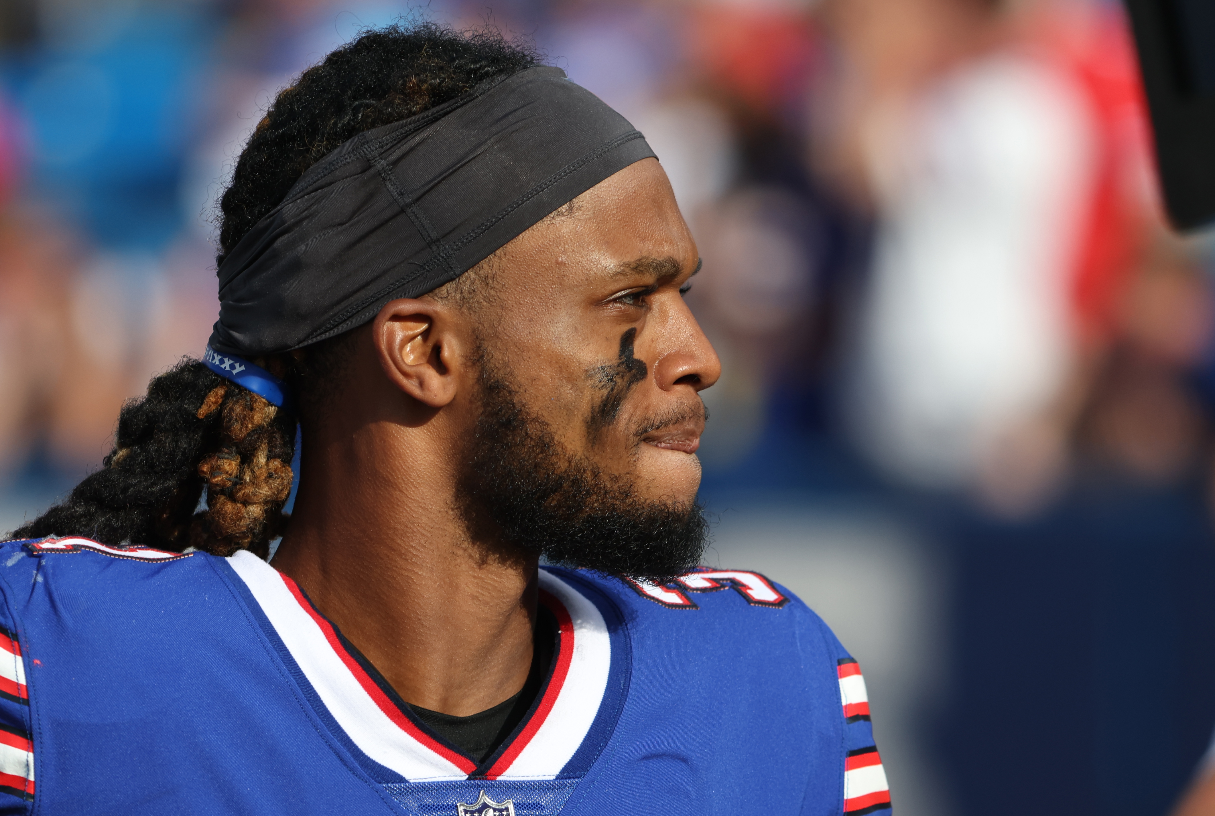 Buffalo Bills’ Damar Hamlin Is Awake After Showing ‘remarkable ...