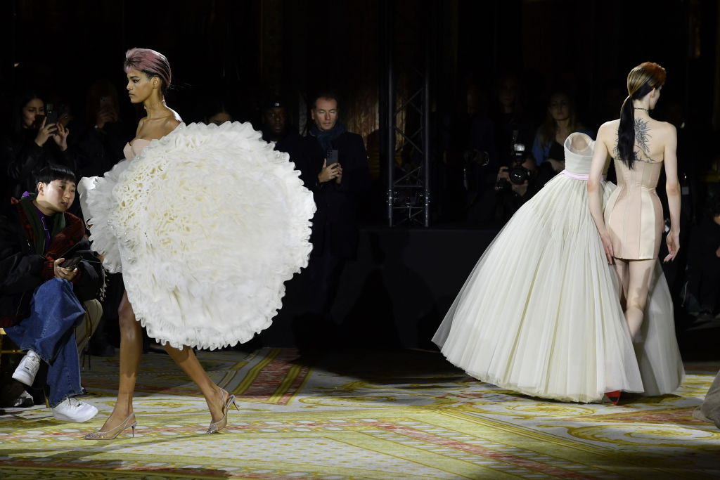 What is haute couture – and why does it matter?, Haute couture shows