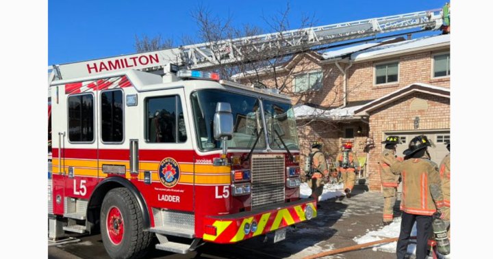 Blaze causes $300K damage to Hamilton Mountain townhome, firefighters say