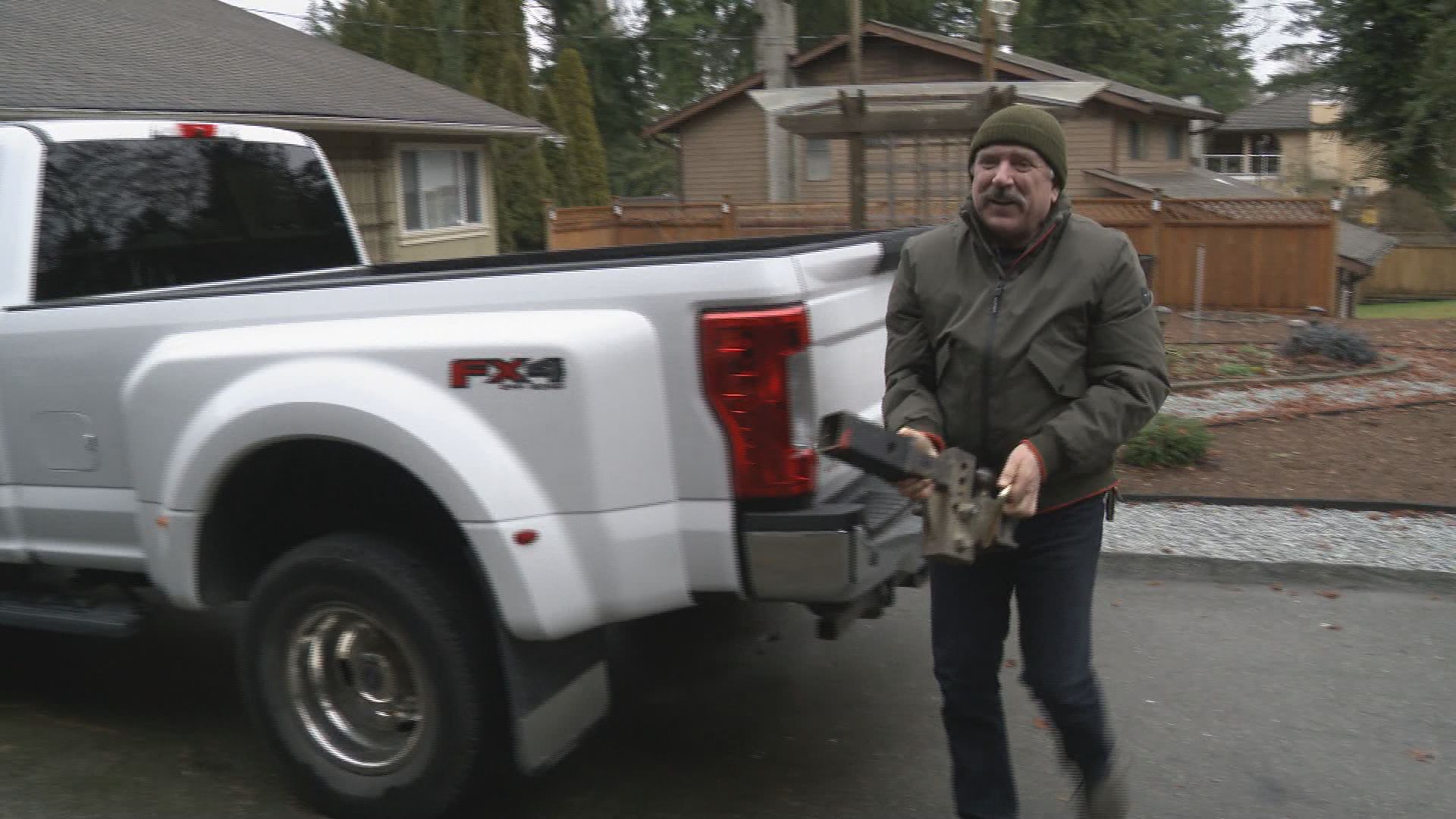 ‘Is this 1978?’: B.C. man renewing licence says ICBC lost his fax three times  | 24CA News