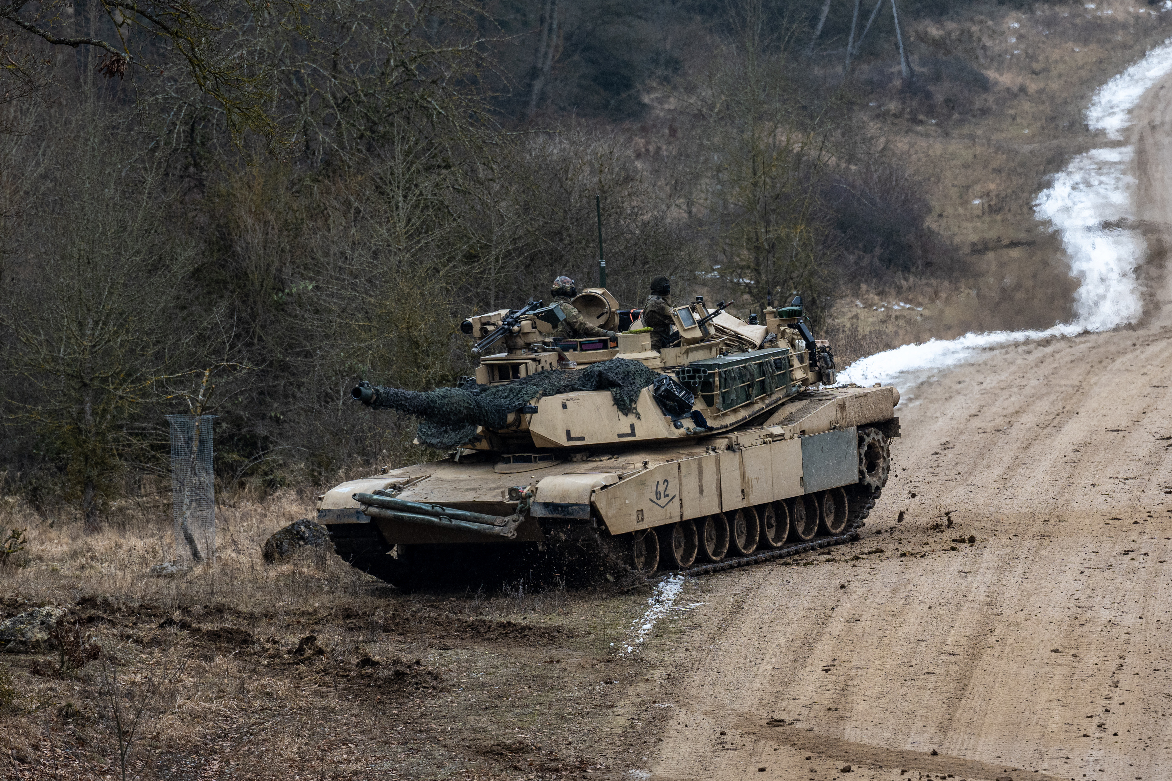 The U.S. and Germany pledge tanks to Ukraine, signaling heavy fighting  ahead : NPR