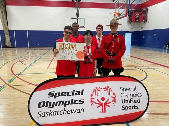 globalnews.ca - Brody Langager - Regina basketball player gets ready for Special Olympics in Berlin, Germany