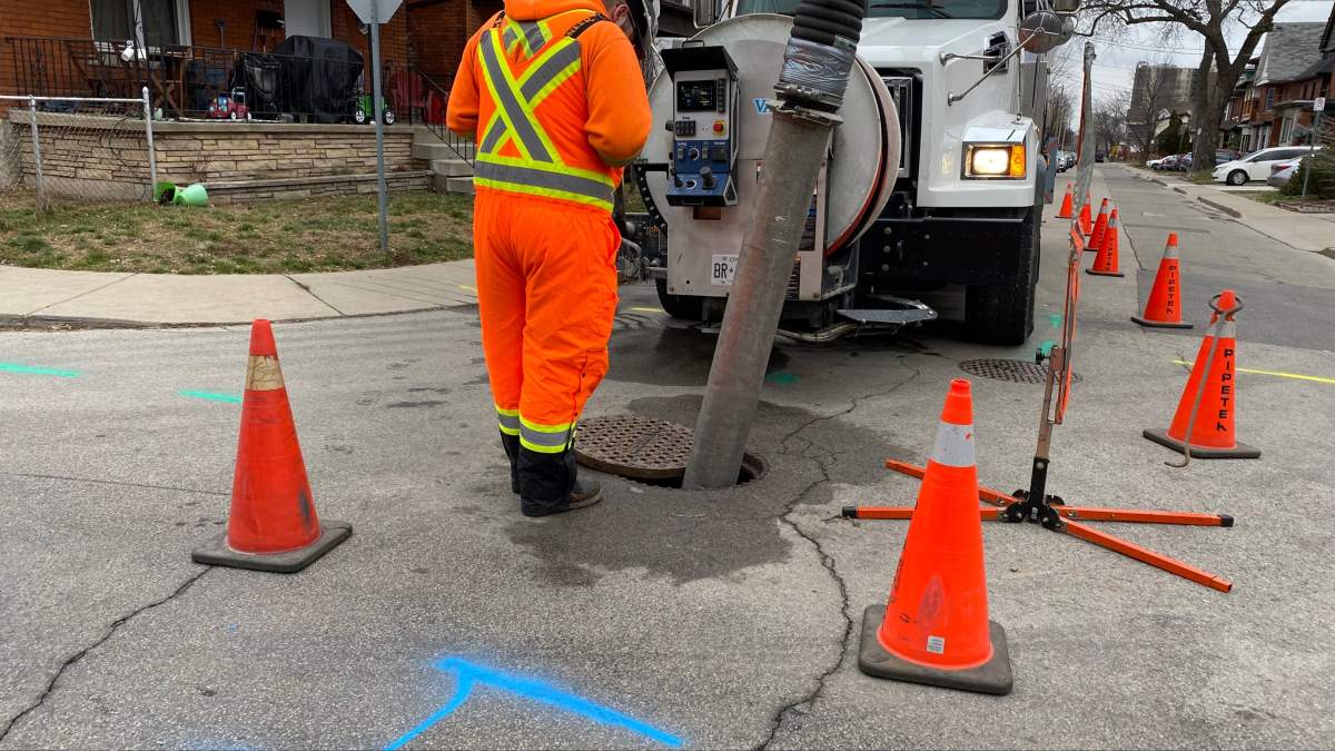 Work crews on scene in 2022 at Rutherford and Myrtle avenues in Hamilton fixing an improper sewer connection that's caused sewage to leak into Hamilton Harbour for the past 26 years.