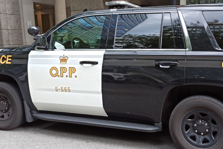 Wasaga Beach man arrested following threats to two police stations