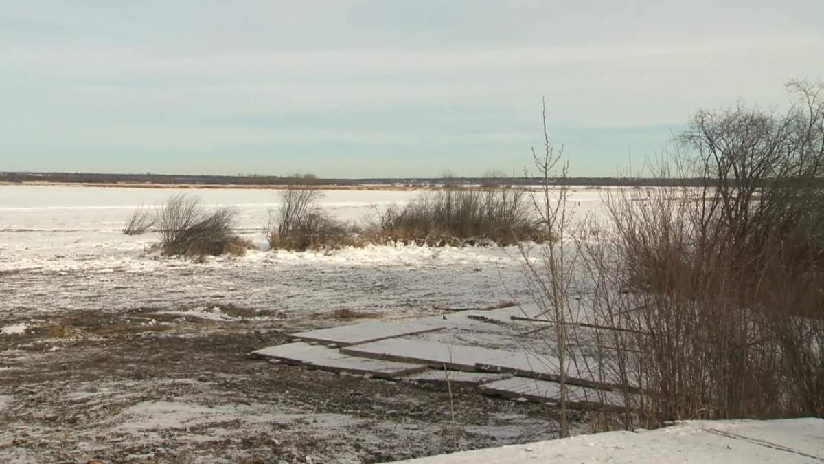 The site of a Alberta Capital Region Wastewater Commission pipeline spill on Big Lake, northwest of Edmonton and west of St. Albert, on Friday, Jan. 20, 2023.