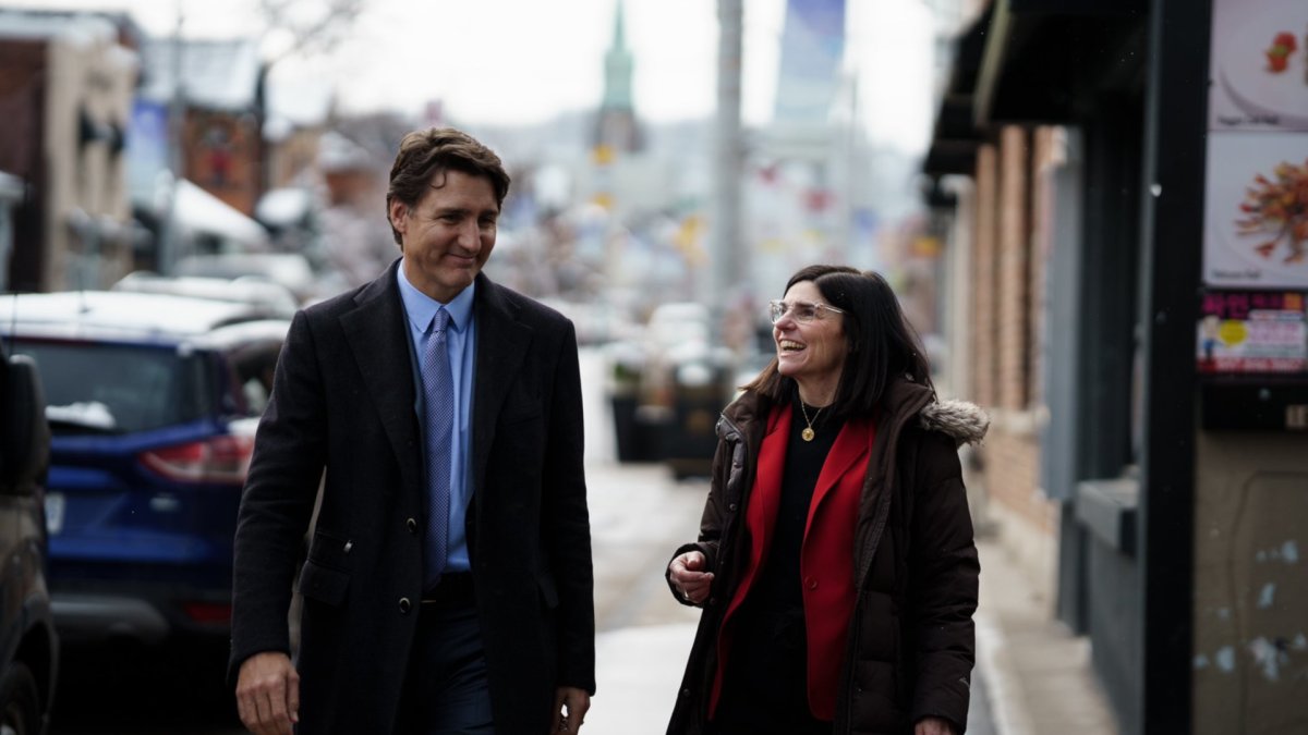 Prime Minister Justin Trudeau and Hamilton MP Filomena Tassi visit the Burnt Tongue eatery in Hamilton during Day 1 of a Liberal cabinet retreat on Jan. 23, 2023.