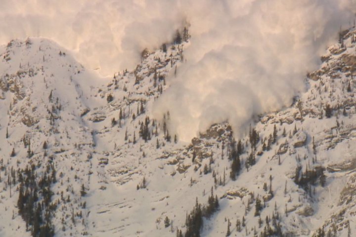 Multiple people in hospital after two avalanches in B.C.’s Interior
