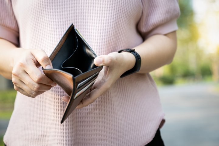 22% of Canadians say they’re ‘completely out of money’ as inflation bites: poll