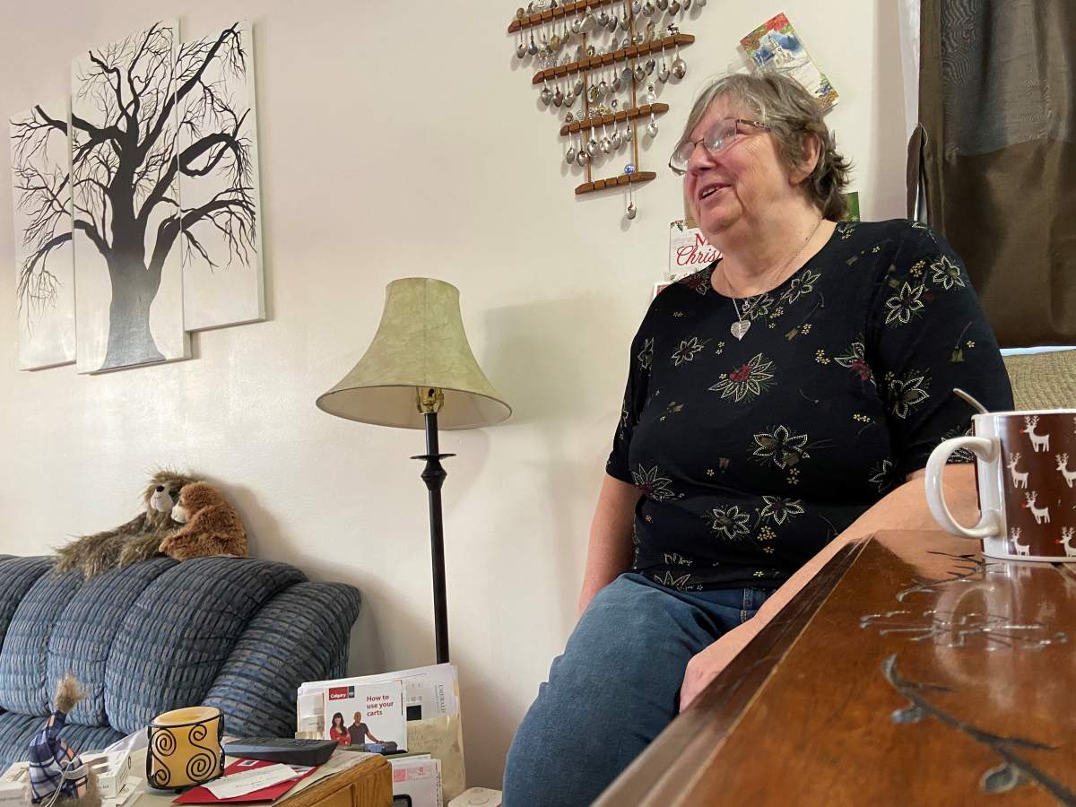 ‘A total new beginning’: Family of Angela McKenzie navigate life after mom of 5 dies in crash - image