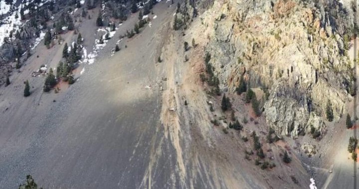Rockslide west of Keremeos, B.C. closes Highway 3 in both directions to ‘heavy traffic’