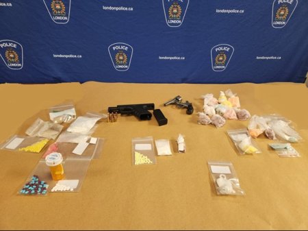 London, Ont. police seize over $100K in drug and gun bust - London ...