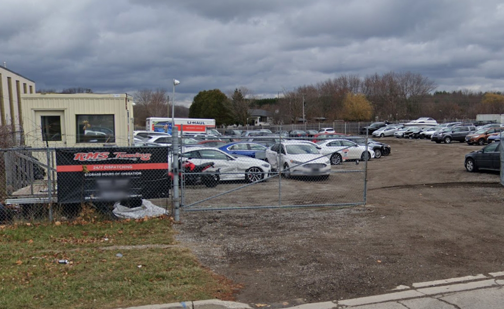 RMS Towing's impound lot on Neptune Crescent in London, Ont. in November 2022.