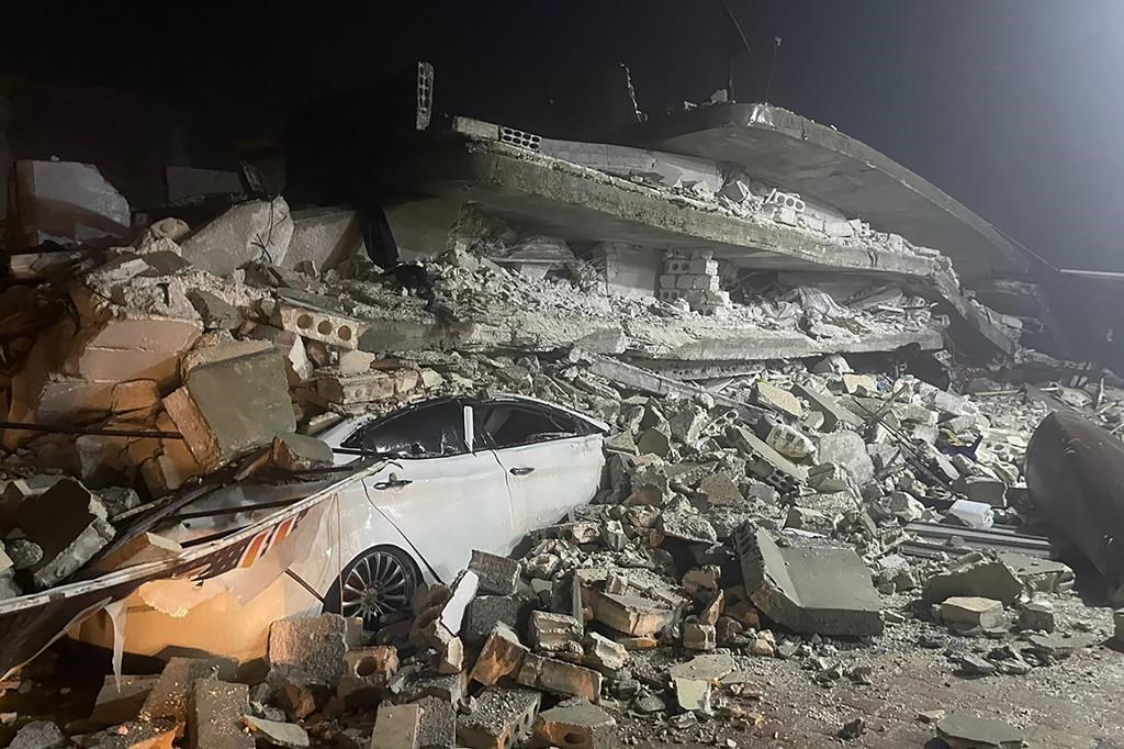 Car under wreckage in Turkey earthquake