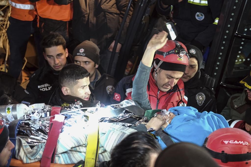 Turkey earthquake: Six relatives rescued as death toll exceeds 20,000 – National | 24CA News